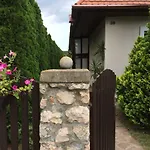 Marta 3*